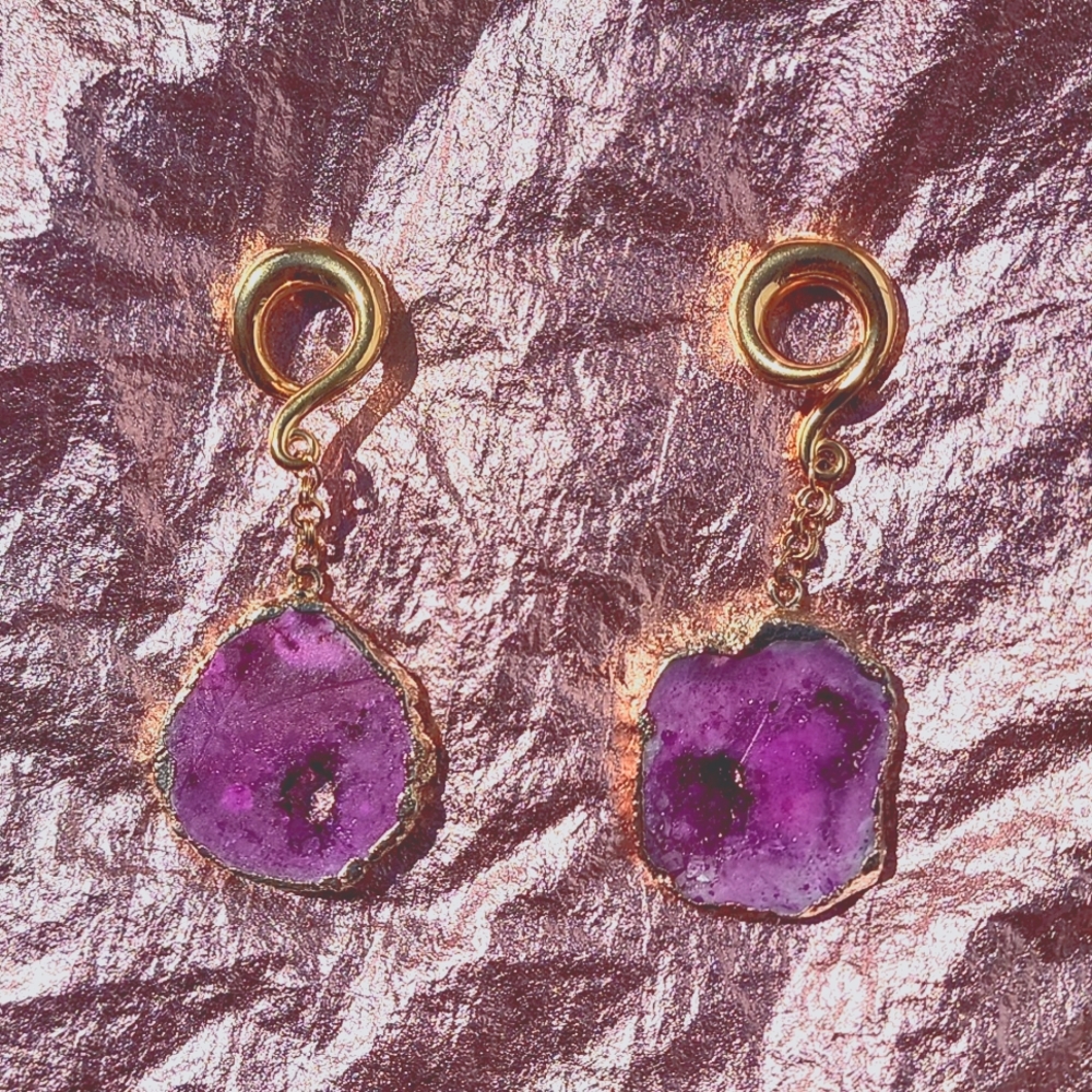 Purple gold gauges